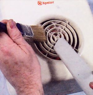 Чистка вентилятора в вытяжке.Стоимостьот 390 рублей