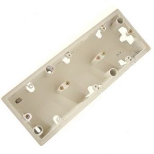 Legrand Коробка 3 поста накладная крем ,776133